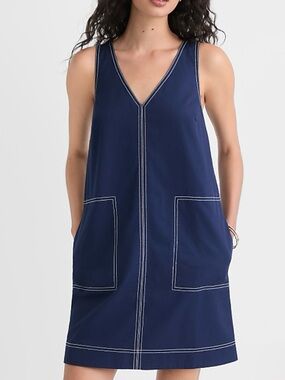🌷 LOFT Topstitched Double V Mini Pocket Dress